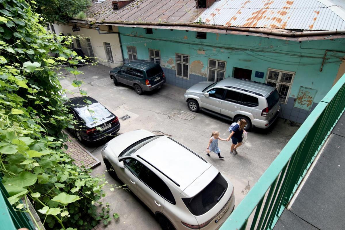 Buk Apartments On Doroshenka 25 리비프 외부 사진